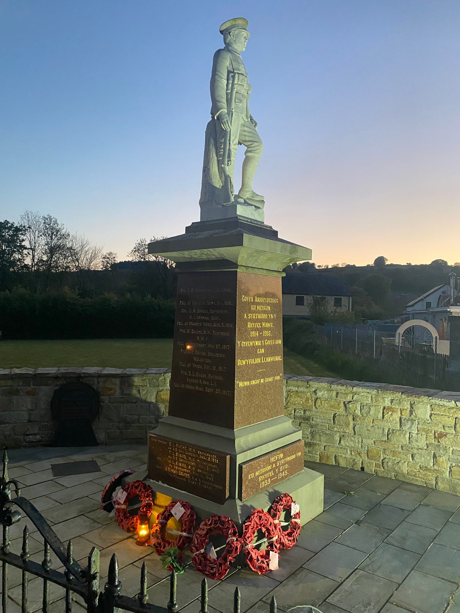 Cyngor... - Cyngor Cymuned Llanwenog Community Council