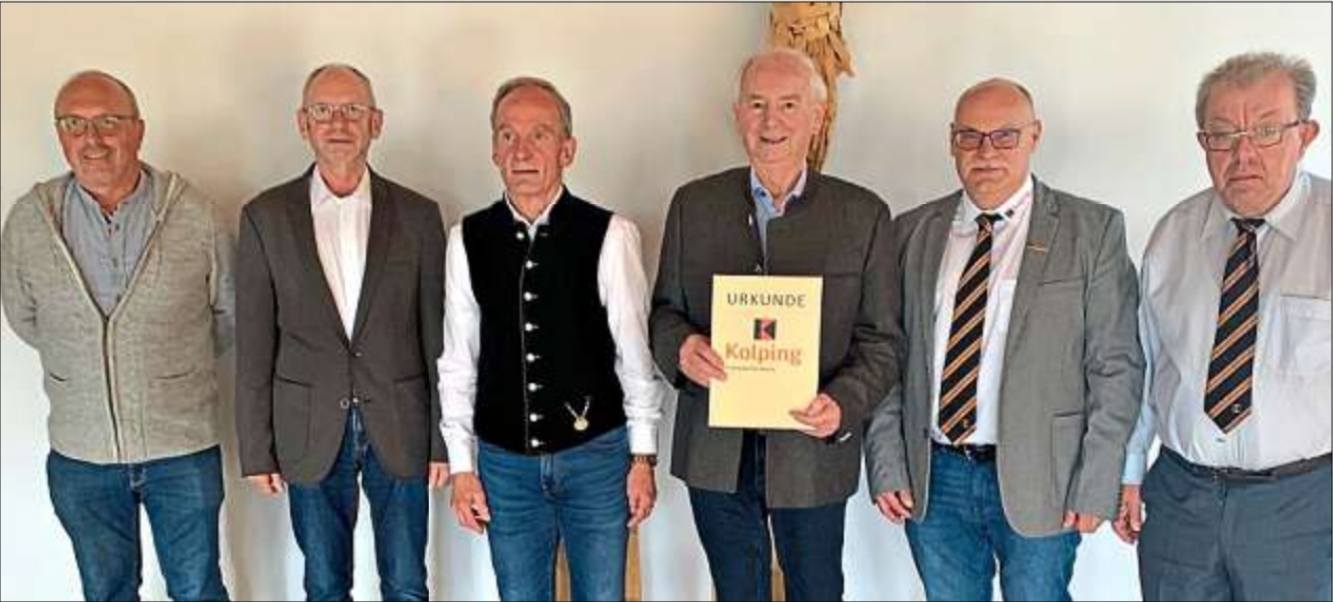 Kolpingsfamilie sucht Wege zur Verjüngung Aus dem Bayerwald-Bote (Redaktion Zwiesel) Nachwuchsgewinnung als große Aufgabe Ehrung bei Jahreshauptversammlung für Arnold Sporrer Zwiesel. Das Leitungs