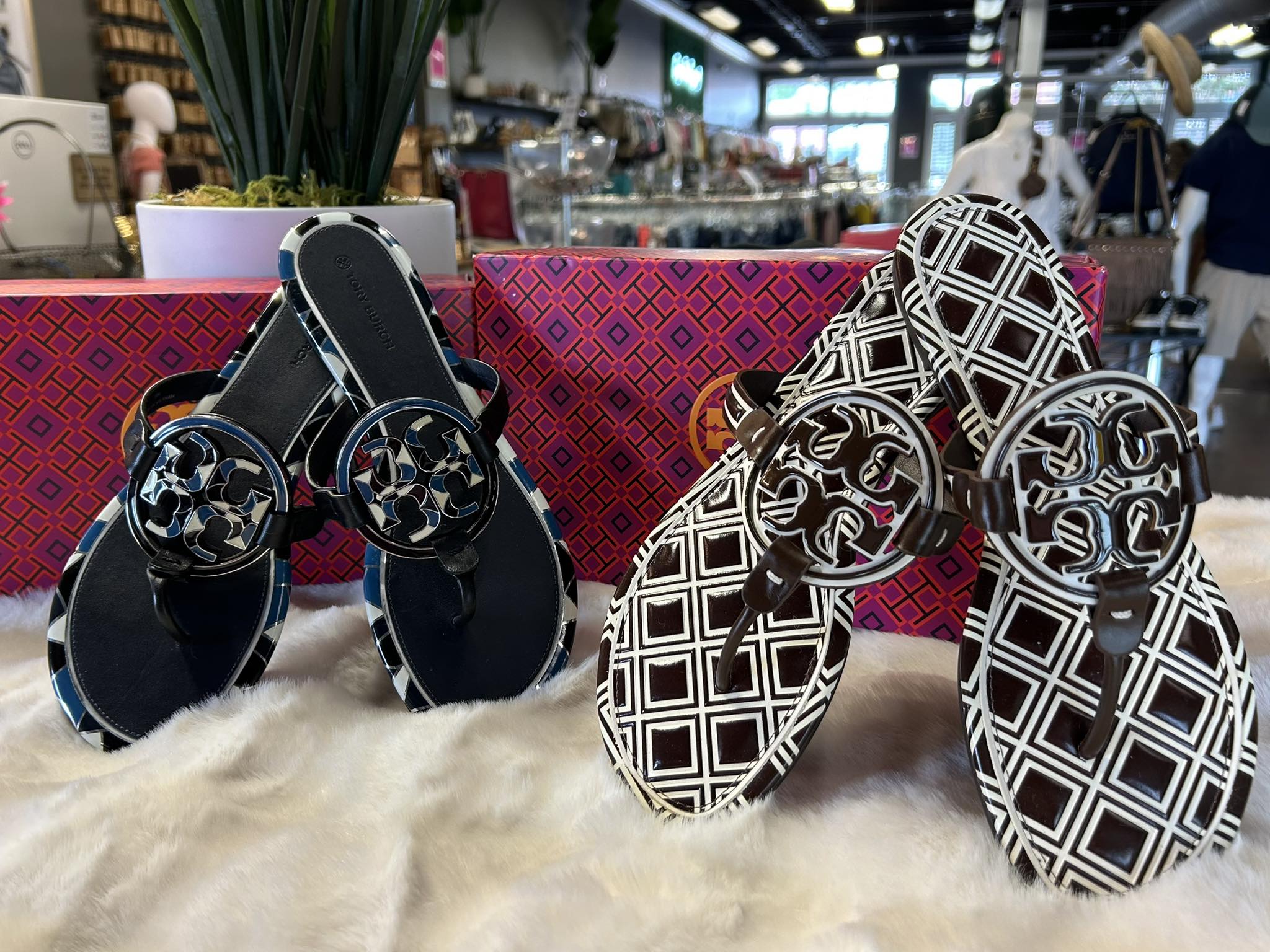 Tory Burch Size/10 😍😍😍😍