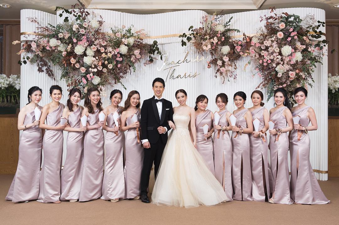 bridesmaid dresses bangkok Get ready before the big moment! So proud of our team! #janeboomwedding Groomsmen's Suits from SUITCUBE And of course the bridesmaids' from LadyJane @ Grand Hyatt Erawan VERIAUG102022 Paneled Sleeveless Denim A-Line Flavor:Chocolate Cake w/ Bavarian Cream & Raspberry Puree