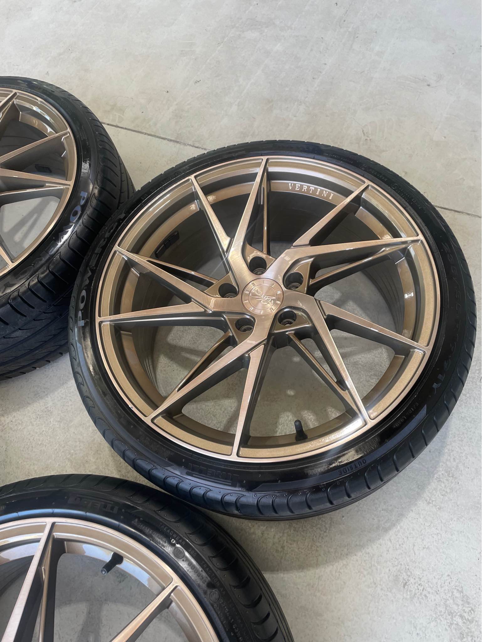 19inch VERTINI wheels with pirelli tyres - Car Wheels, Tires & Parts ...