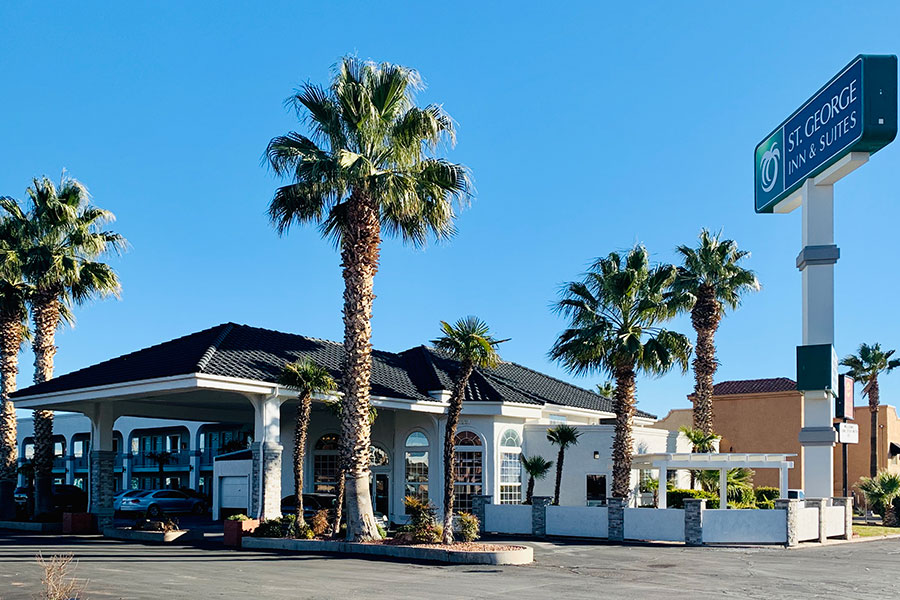 St. George Inn and Suites | Saint George UT
