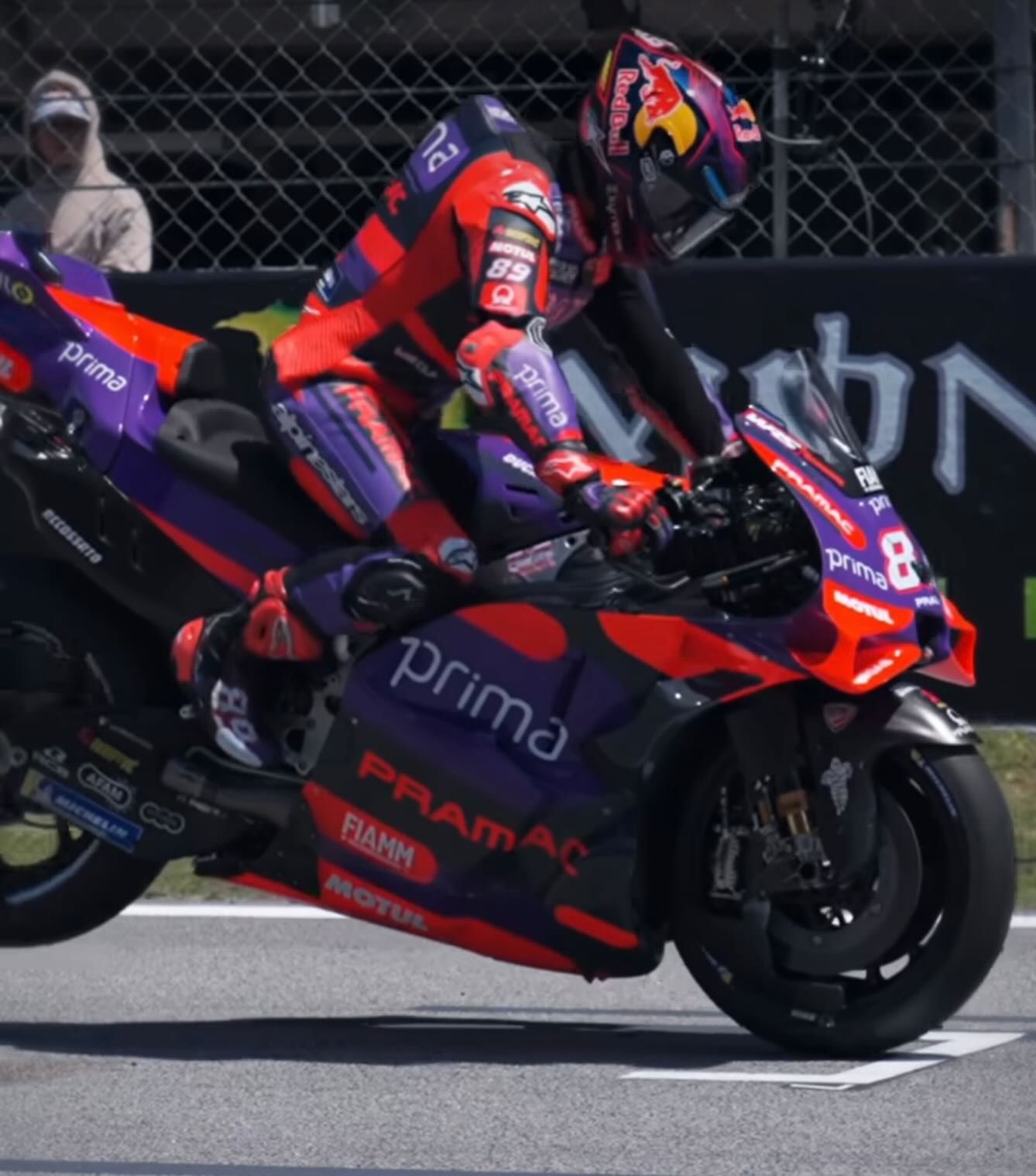 AutoNewsInfo - LA DUCATI DE JORGE MARTIN EN POLE DU GP...