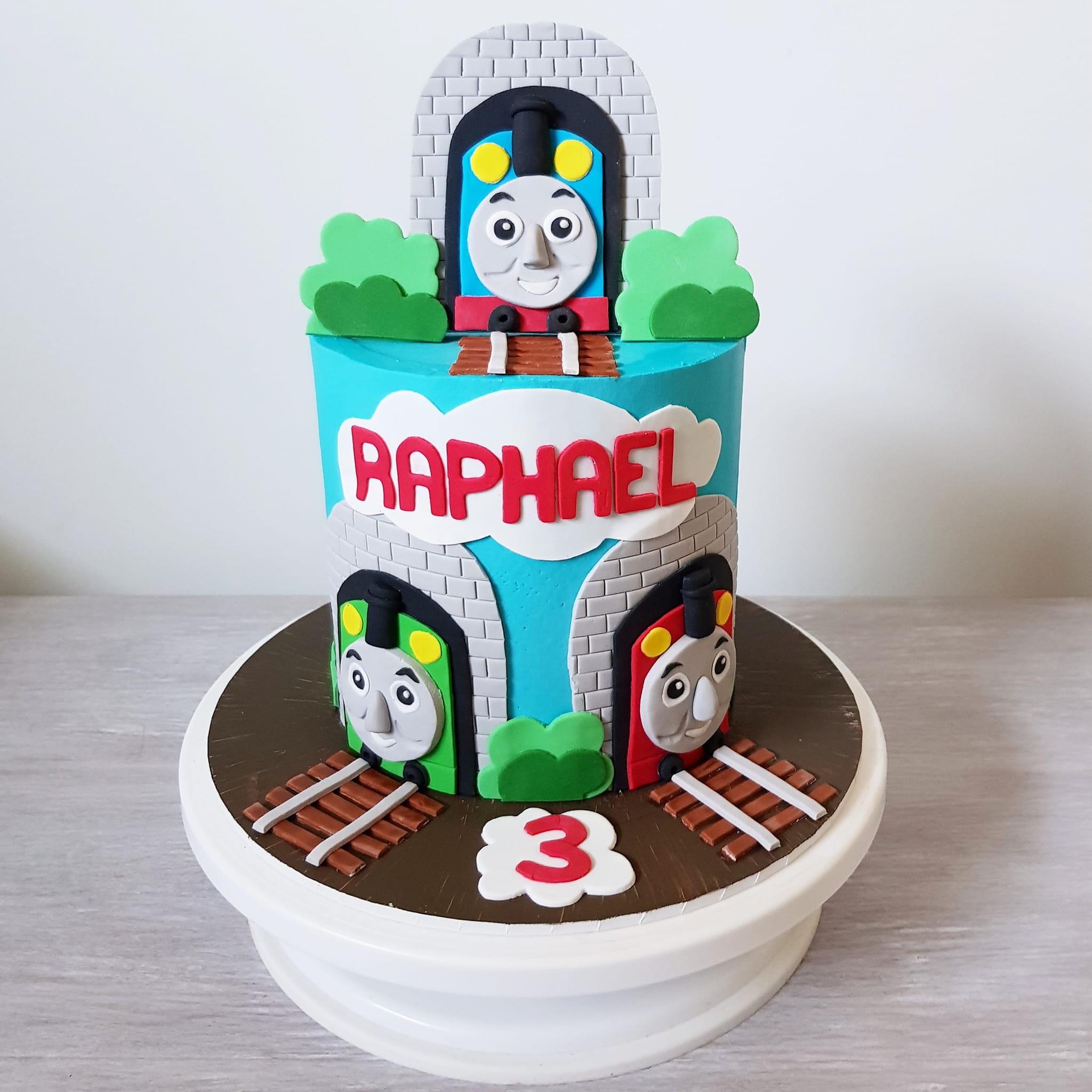 Cakes - Thomas the tank engine for Raphael's 3rd birthday! 🚂 . . . # ...