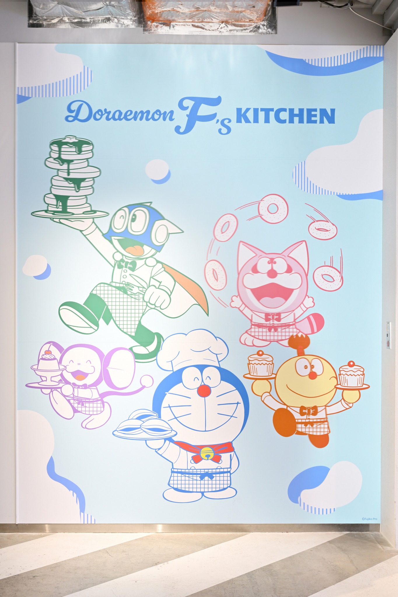 Characters from Fujiko F. Fujio fill this amazing space? For a 