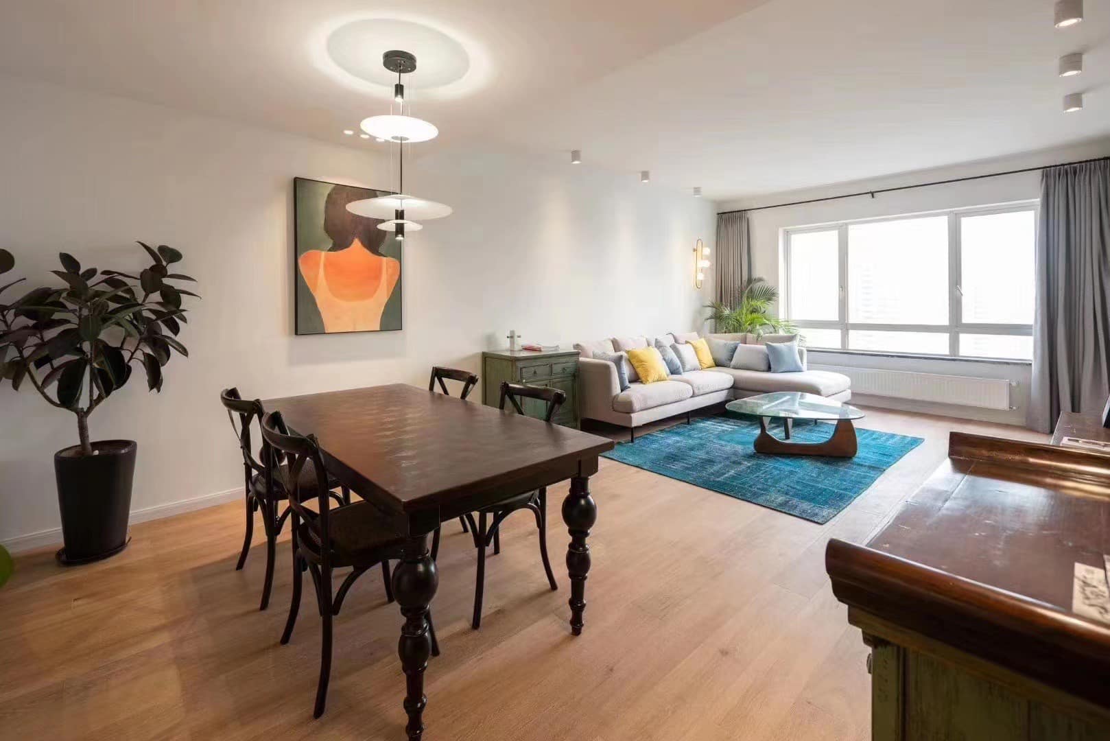 Shanghai High Quality Residential And Commercial Renting Real Estate
