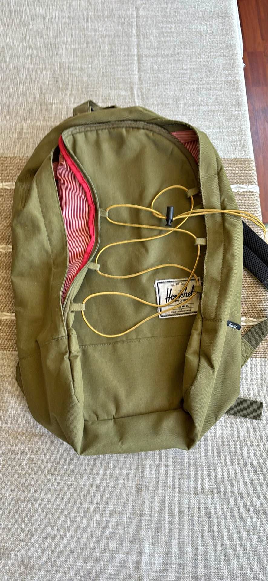 tumi backpack attachments Watch Sternum Strap Attachment Mod for my Tumi Lark on Amazon Live and its expandable space Style:5000-H JanSport AirLift Daypack Sling Size_12-18M