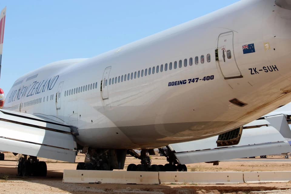 ZK-SUH, B747-400 thanks Jason Street