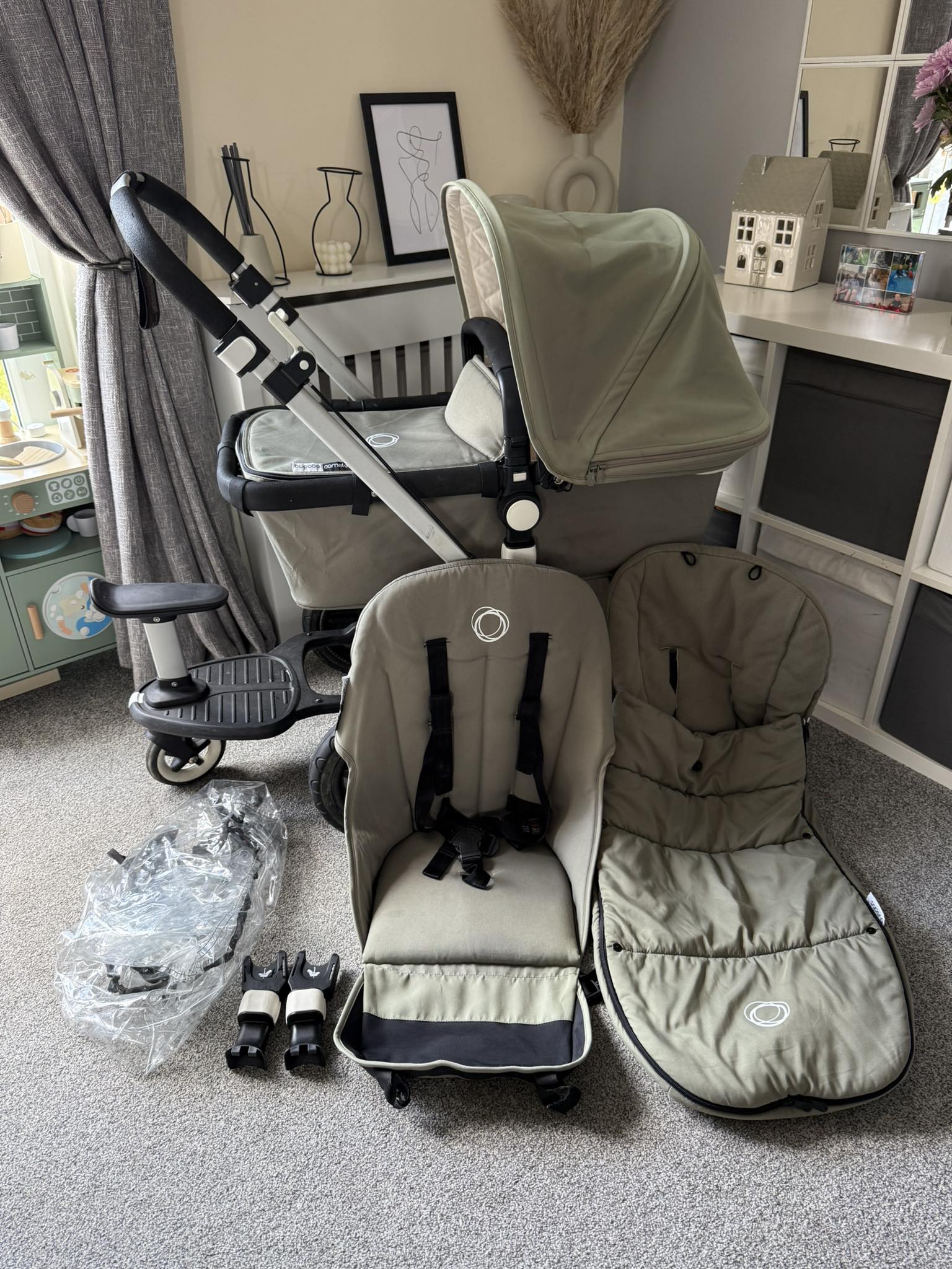 Selling my Bugaboo Cameleon limited edition in khaki if anyone