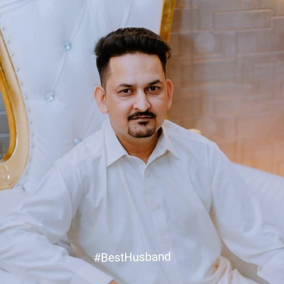Reyna Khan - 🥰🥰😘 | Facebook