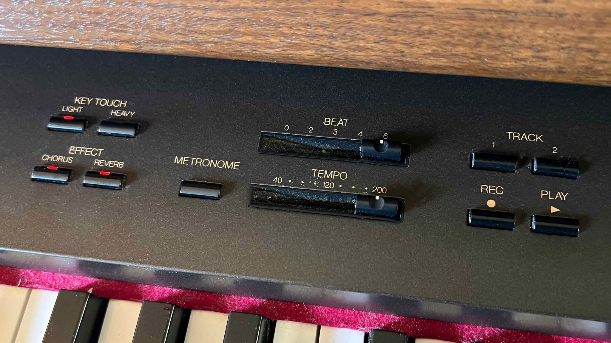 Roland HP3800 Digital Piano beautiful - Digital Pianos - Odessa 