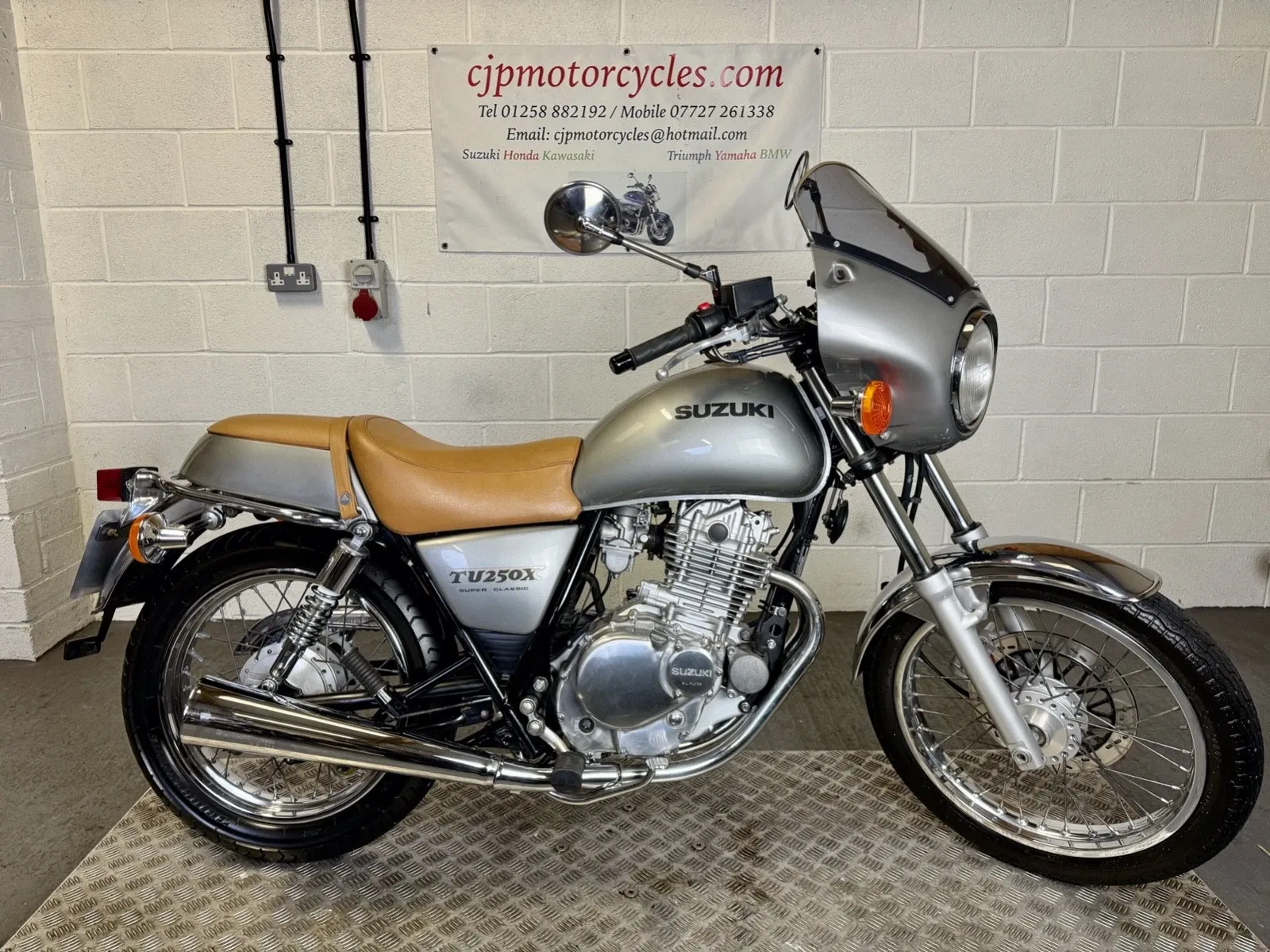 Fancy a true classic on two wheels? This superb 1998 Suzuki TU250