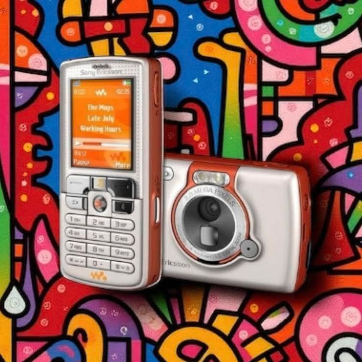 Sony Ericsson Xmini walkman Wow 🤯
