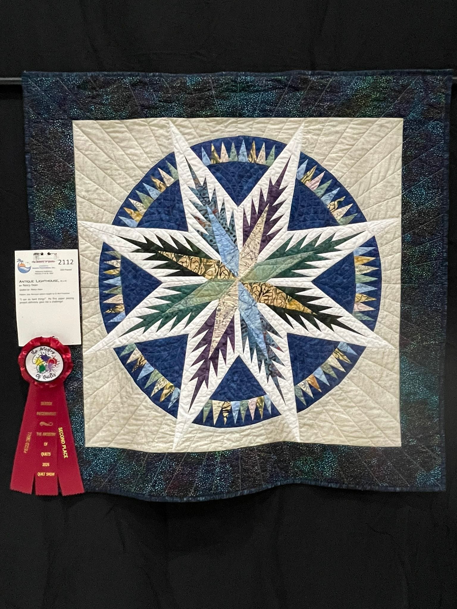 The 200 Pieced Category had over 100 Quilt entries. It was divided