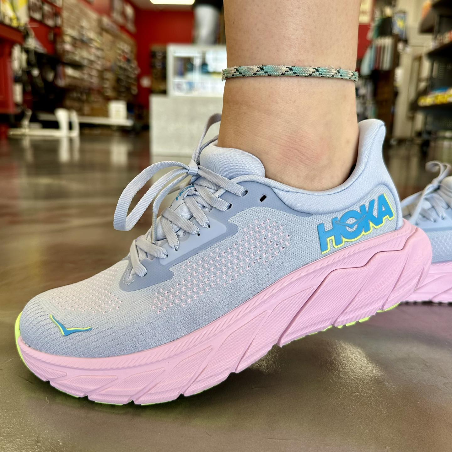 NEW COLORS ? Hoka Bondi 8 Hoka Clifton 9 Hoka Arahi 7 Hoka Gaviota 5