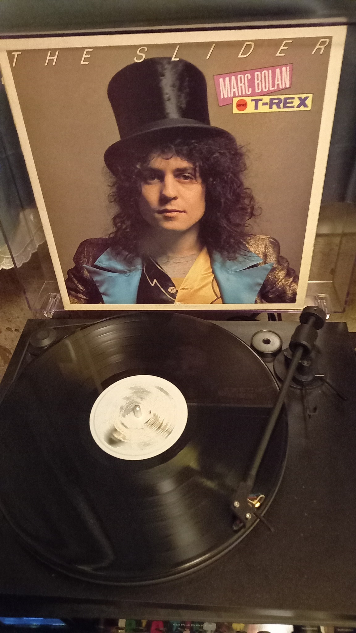 Marc Bolan discusses music, film and future in 1972 Beat