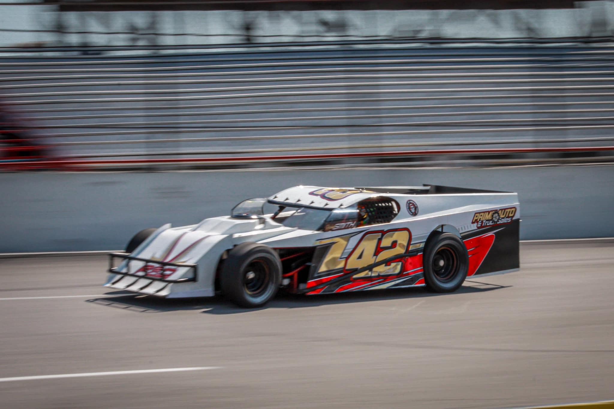 Sunshine - Richie Smith was fastest in both Modifieds of Mayhem ...