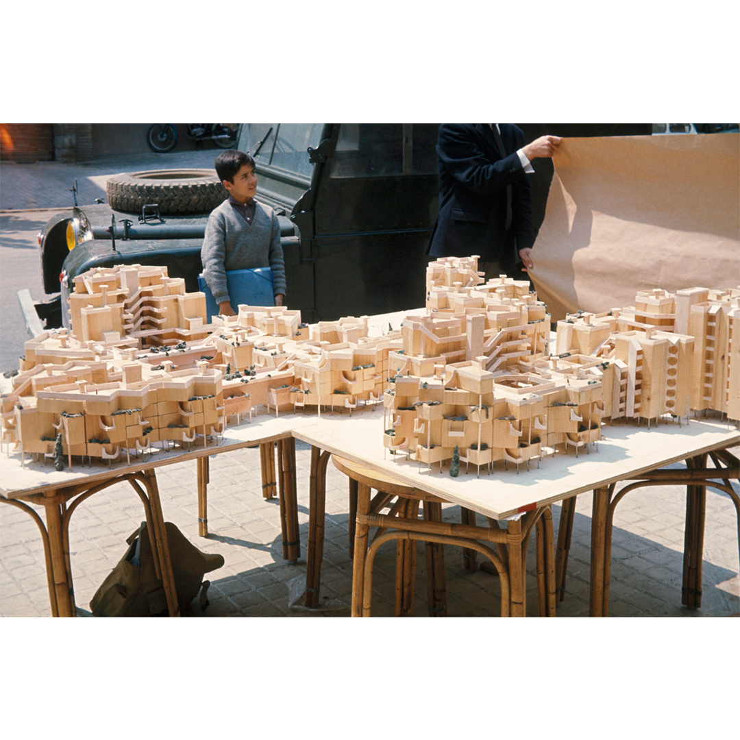 architecture - Ricardo Bofill Taller de Arquitectura Gaudí District ...