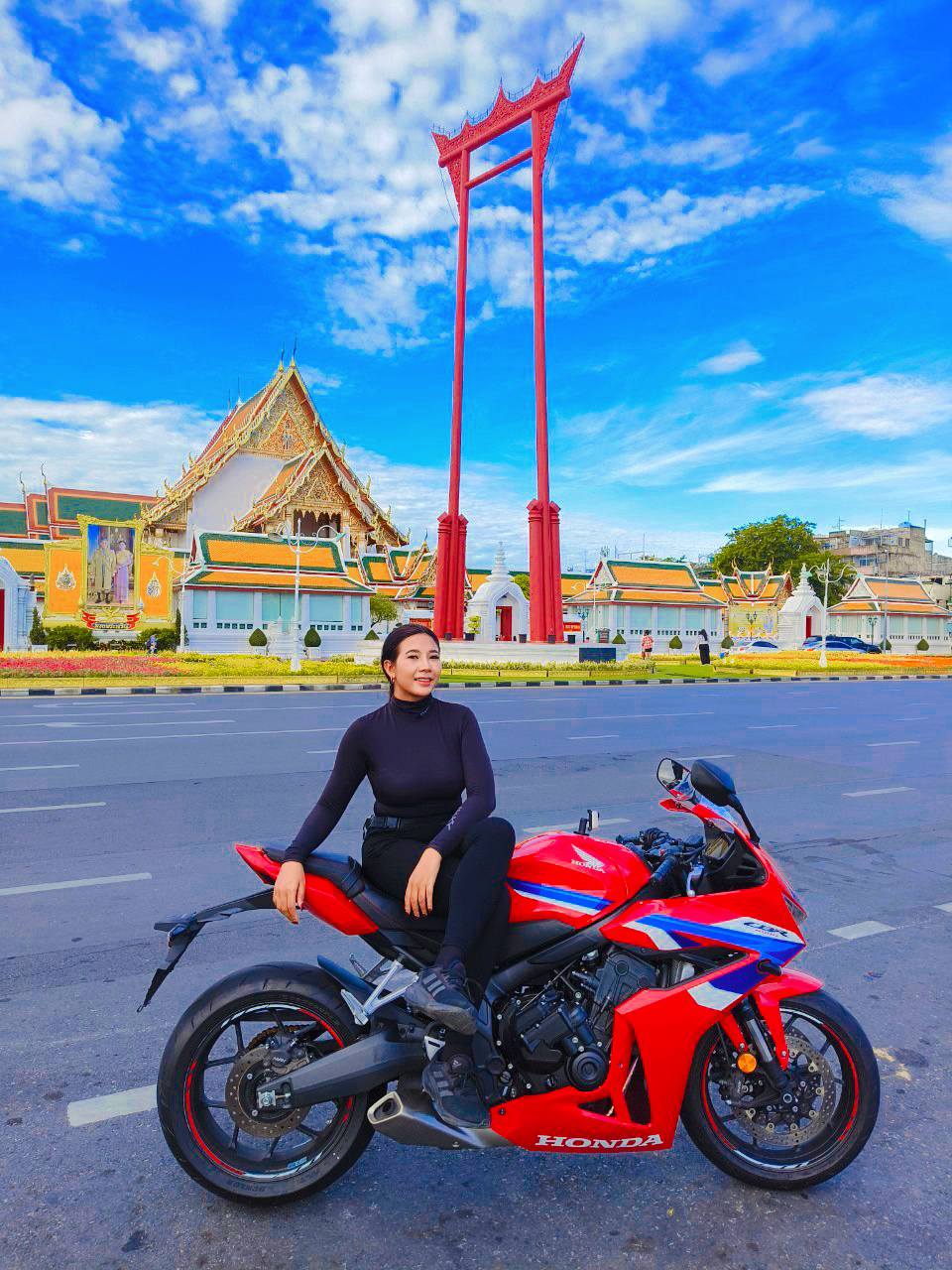 ROSE RIDER ผู้หญิงเดินทาง... - ROSE RIDER ผู้หญิงเดินทาง