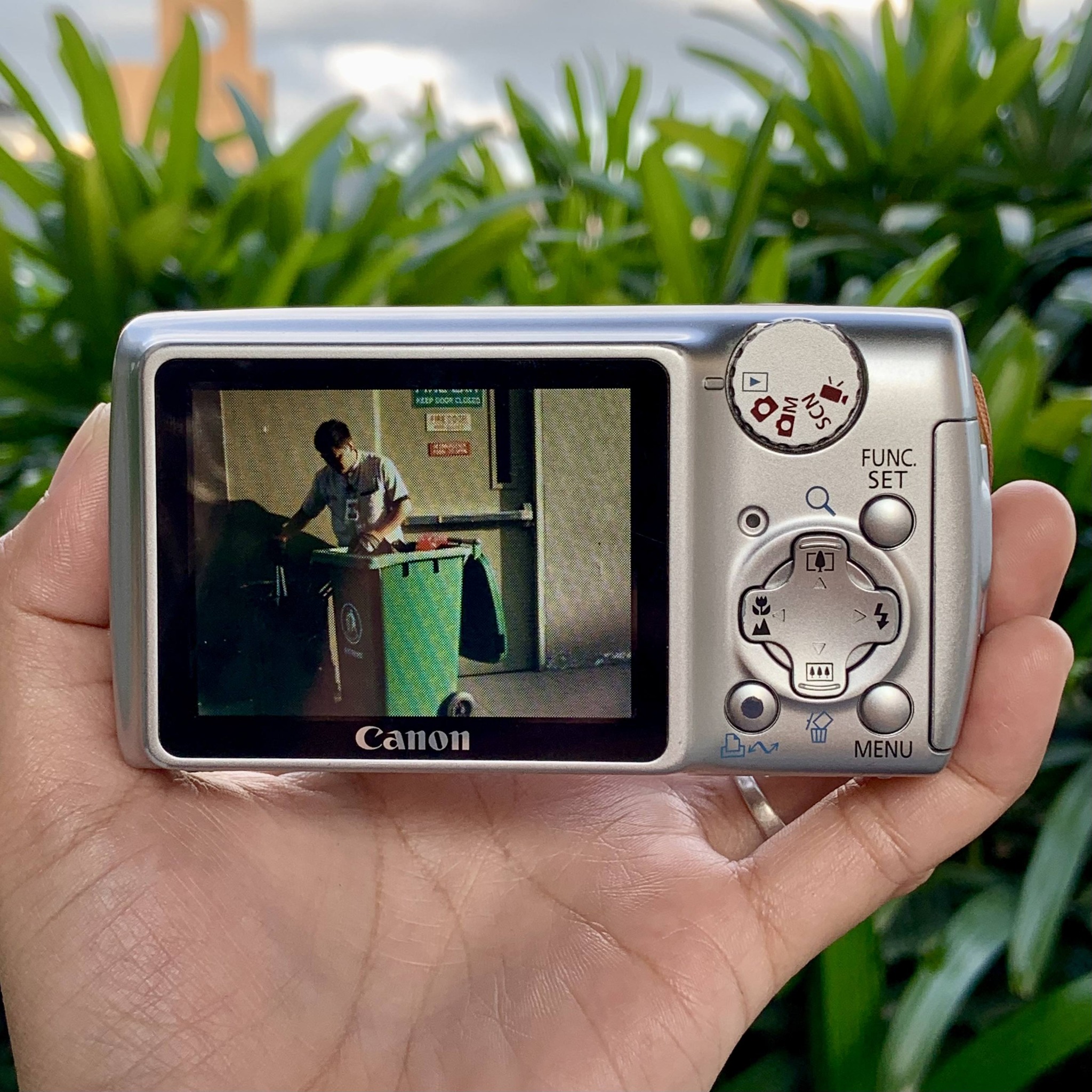 Canon Powershot A470 camera with CCD sensor