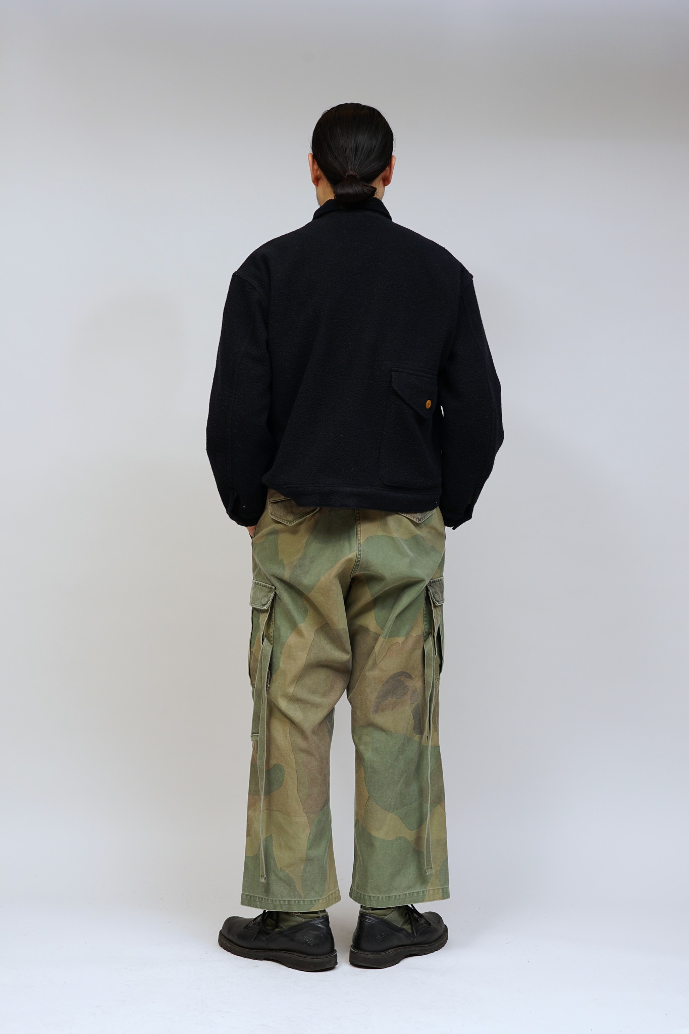 Nigel - FRENCH WORK SHORT JACKET IN DARK NAVY With a design based
