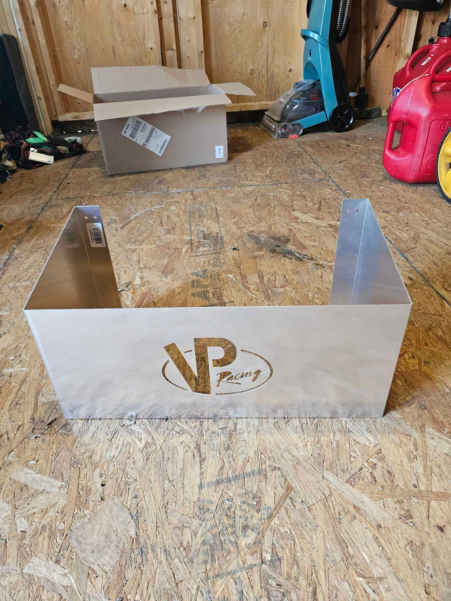 VP Racing Fuels 3050 Aluminum 2 Jug Storage Rack for 5 Gal - Storage ...