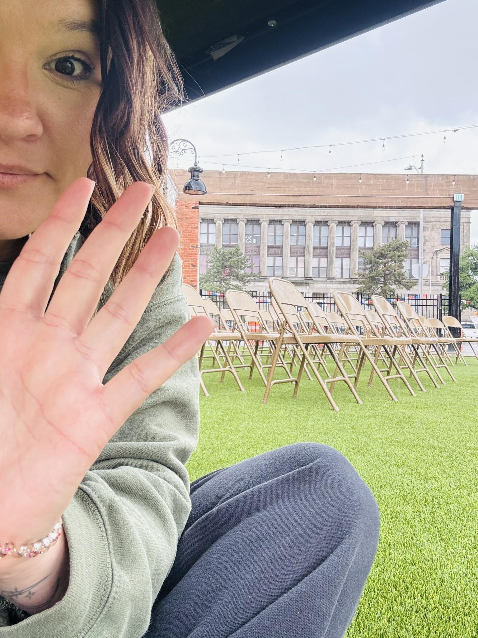 City - Hi there! Rain? No problem! Just hide under a table and watch it ...