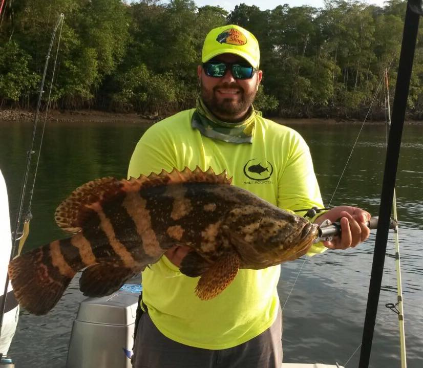 Panama Fishing Magazine - Estero de Mutis Santiago / Epinephelus ...