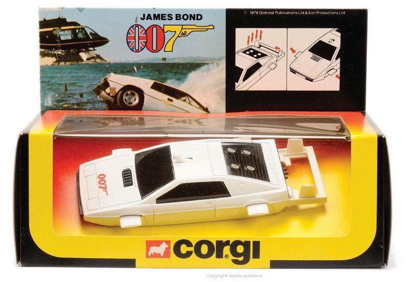 1977 Corgi Toys James Bond: The Spy Who Loved Me Lotus Esprit S1.