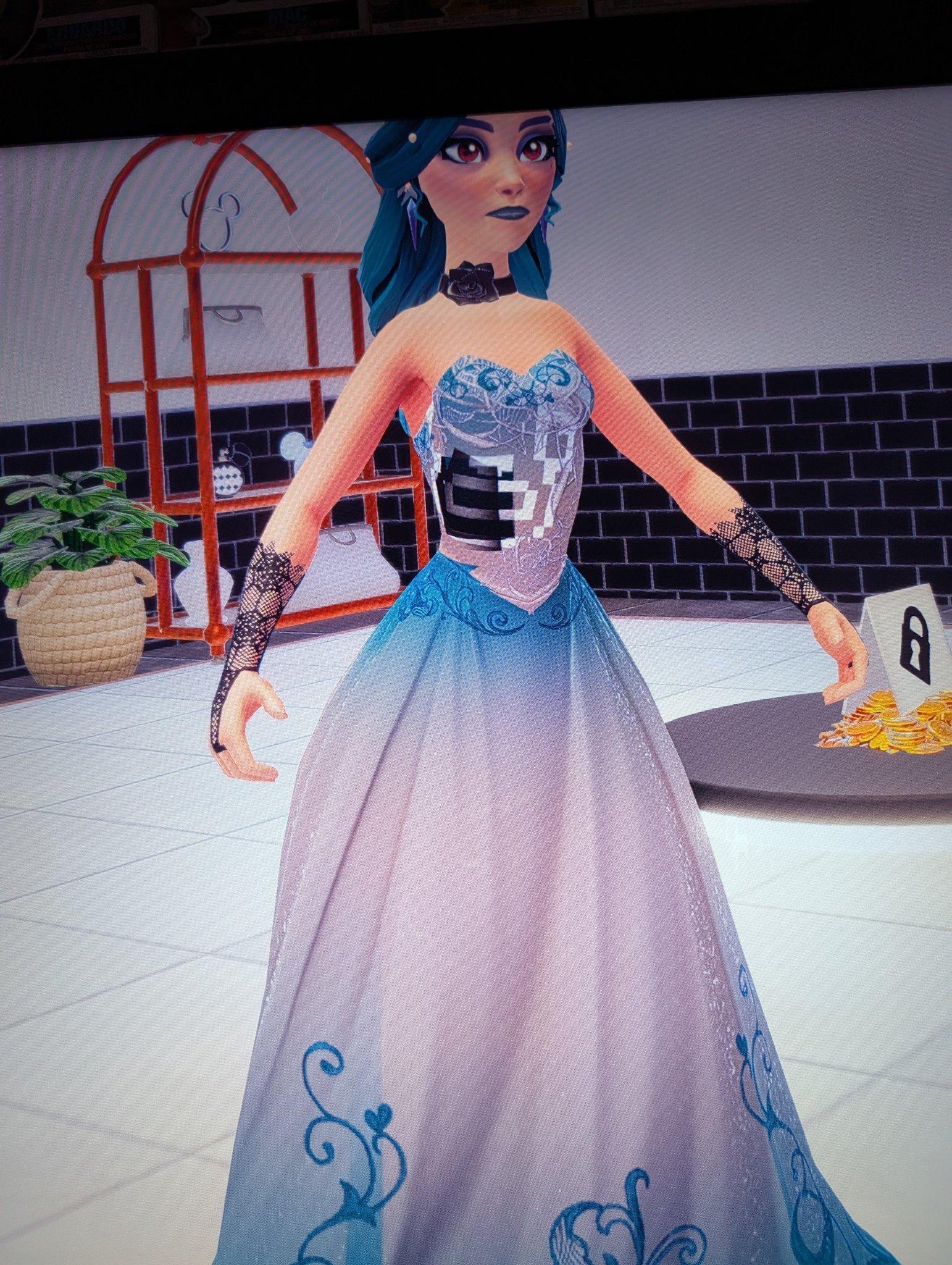 free glowing beach dress royale high Corpse Bride inspired decals messed up in Disney Dreamlight Valley Los Angeles Inventory