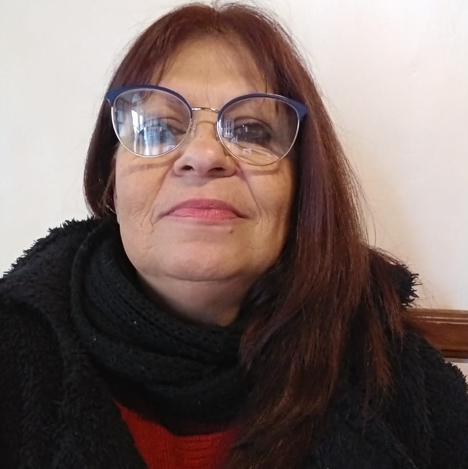 Angela Reyes