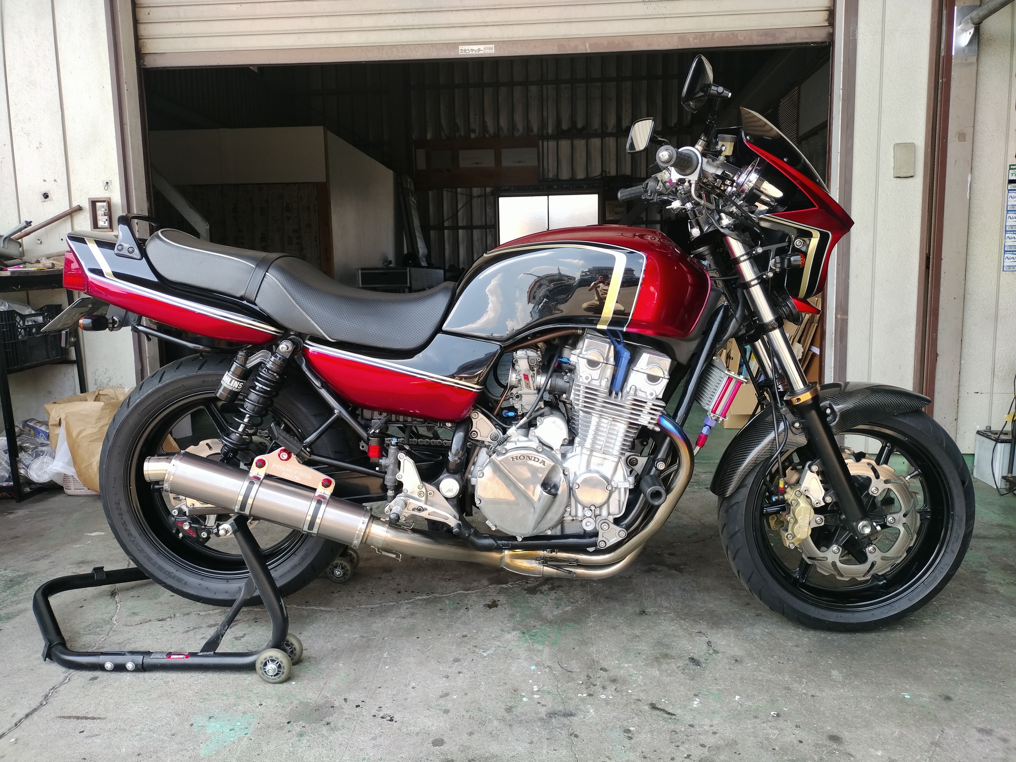 CB750 RC42 カスタム 流用 情報交換 | Facebook