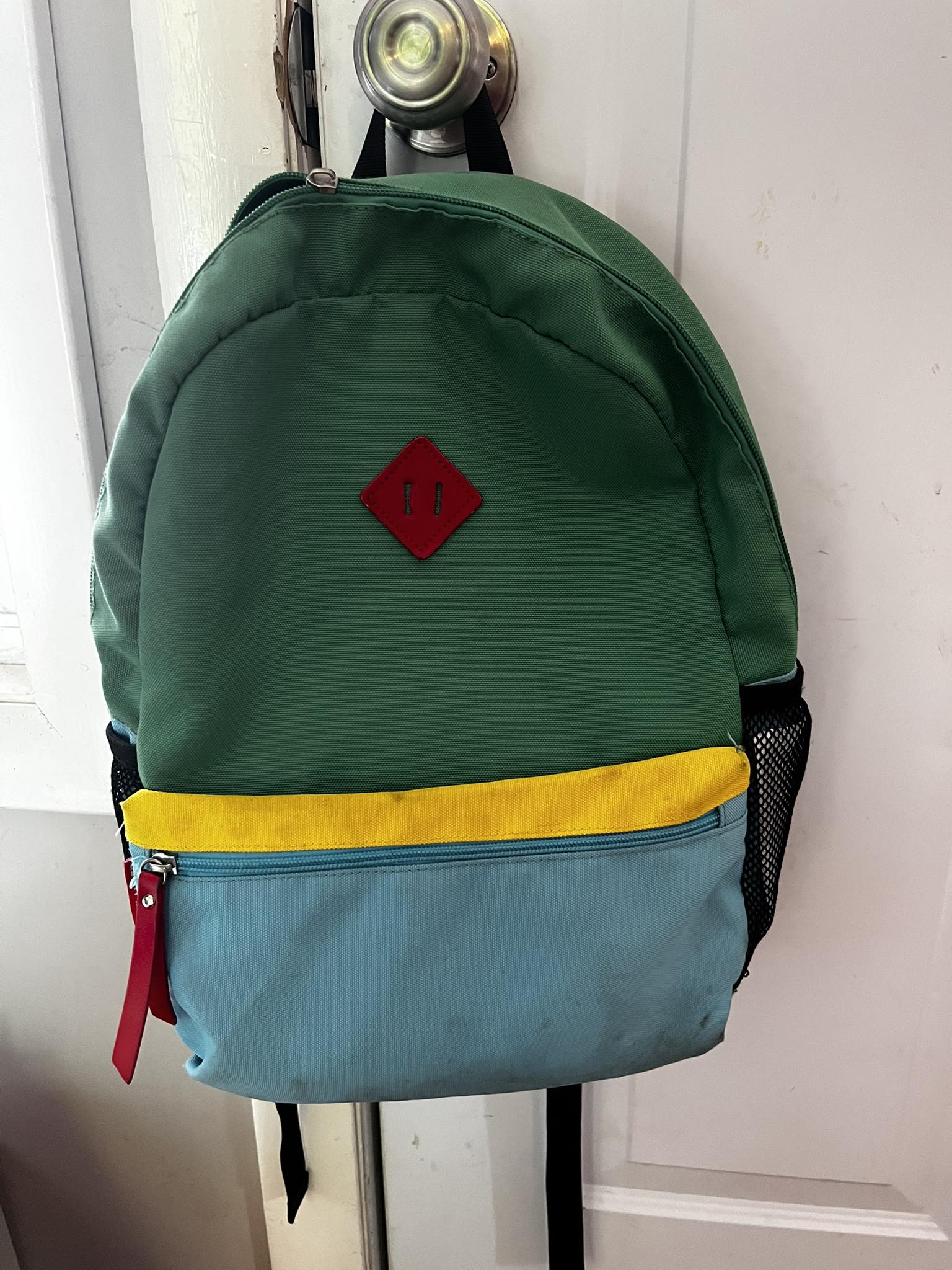 patagonia backpack diaper bag Refugio Day Pack 32L Blue Sage A shorter back panel Patagonia Black Terravia Tote Pack