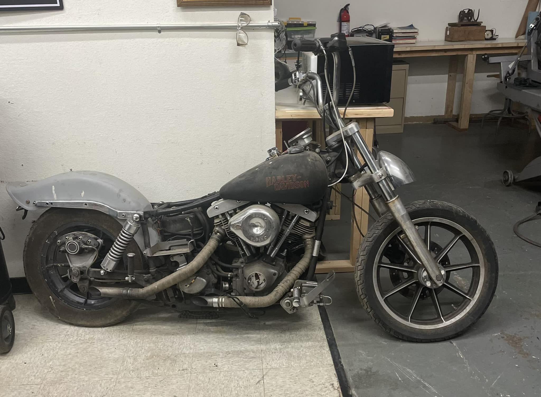 What steps should be taken to restore a 1977 Harley-Davidson