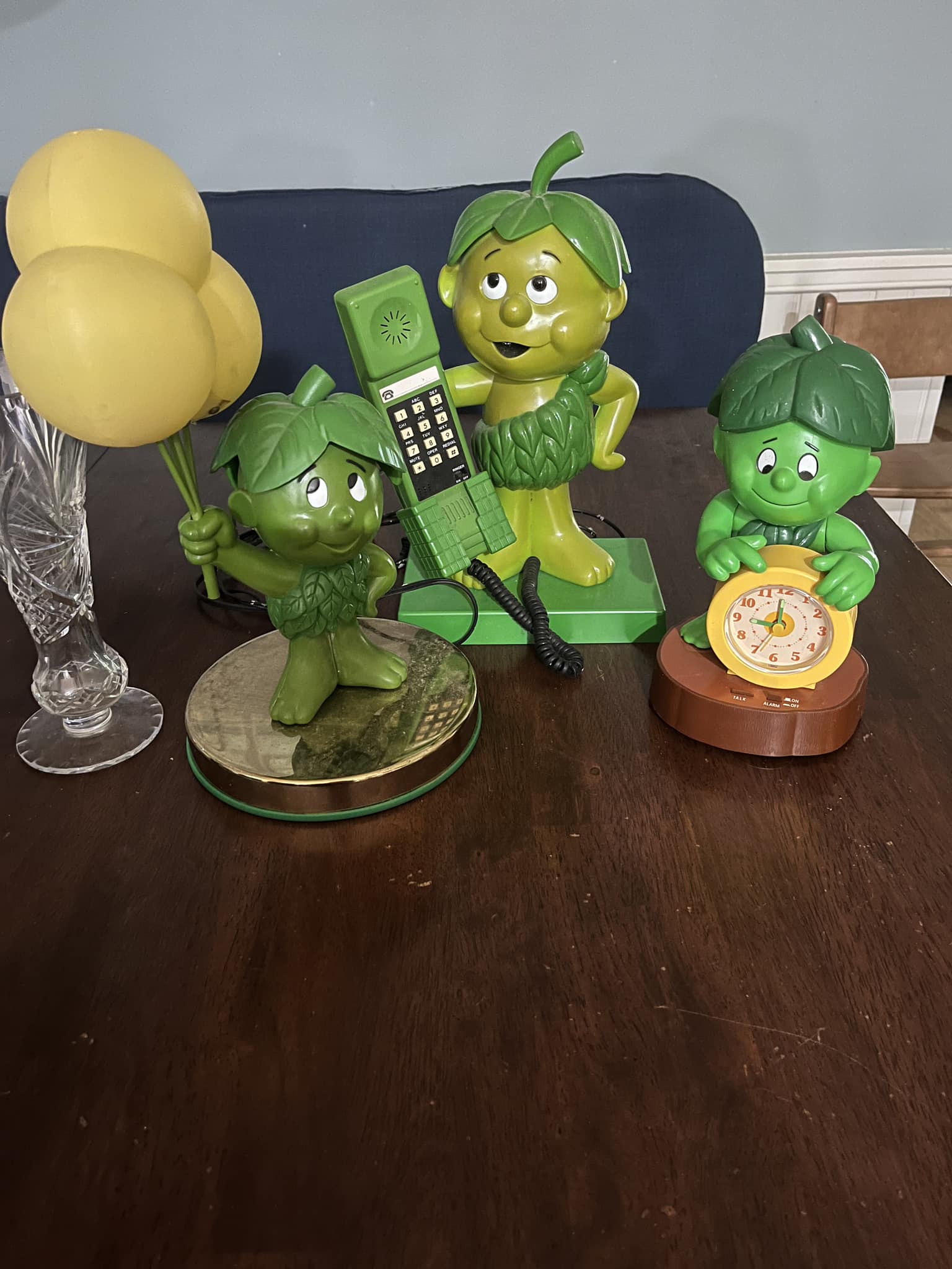 Vintage Green Giant sprout clock and phone found