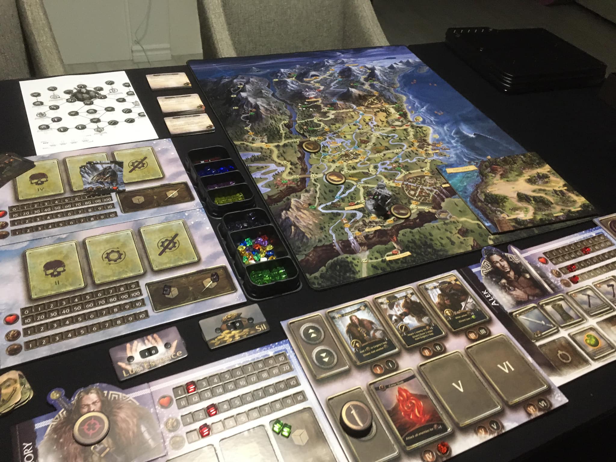 Isofarian Guard board game unboxing and gameplay