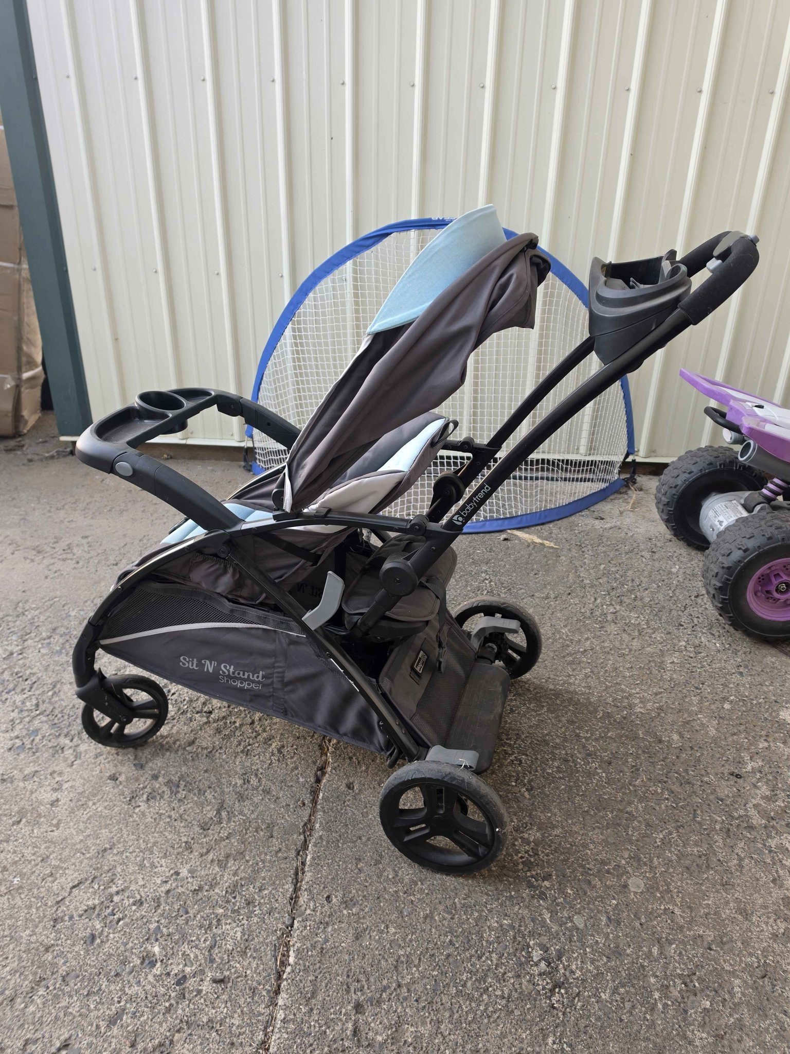 coche peg perego Selfie – Self-Folding, Light Weight, Compact Stroller – Compatible with All Primo Viaggio 4-35 Infant Car Seats - Made in Italy Peanut waverer Size:Round head  9 inches All Around Pack 26L Compact folding with the