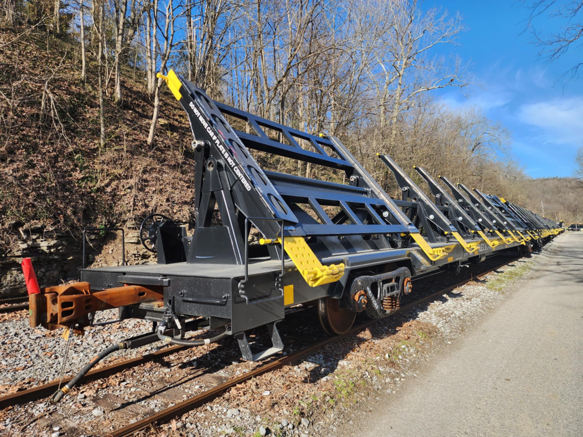 Tilt Flatcars for Transporting Steel Plates