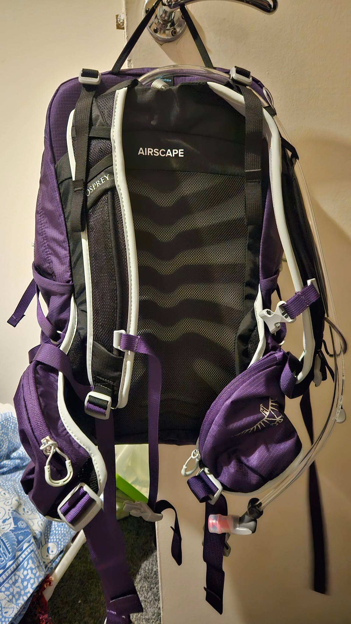 arai adventure bike helmet XD-5 Discovery Tectonic Lifestyle Cocoon SLIM XL Backpack COLOUR:GREEN CANOPY meaning more surface area