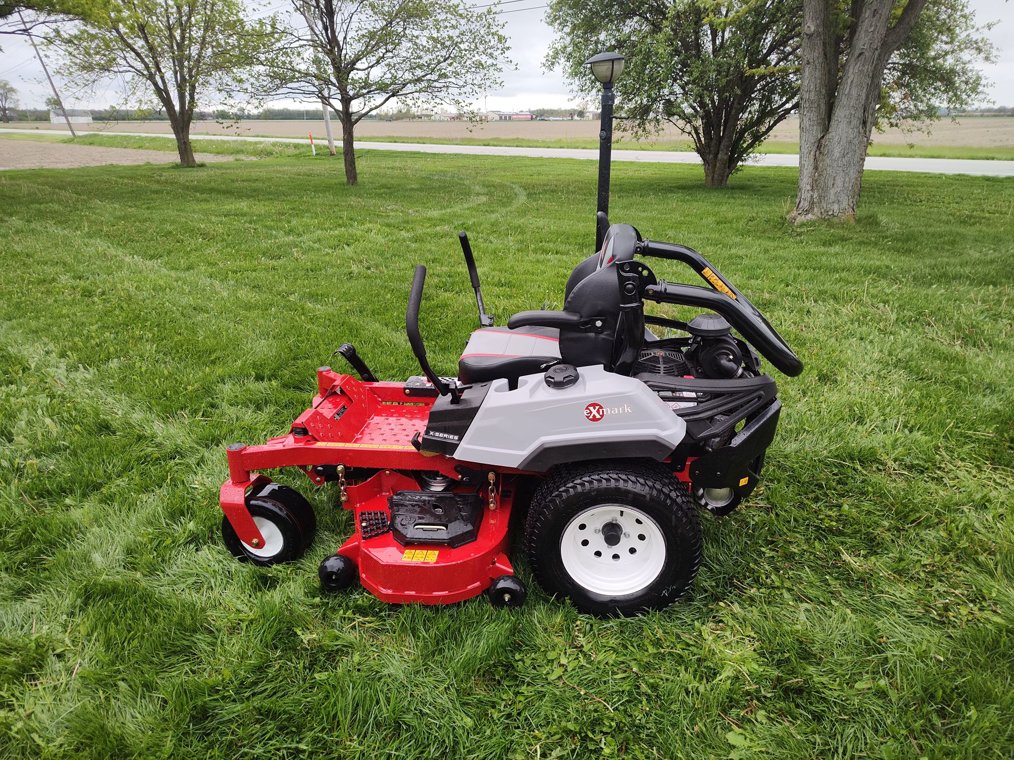 Gravely ZX52 mower review after switching from Hustler