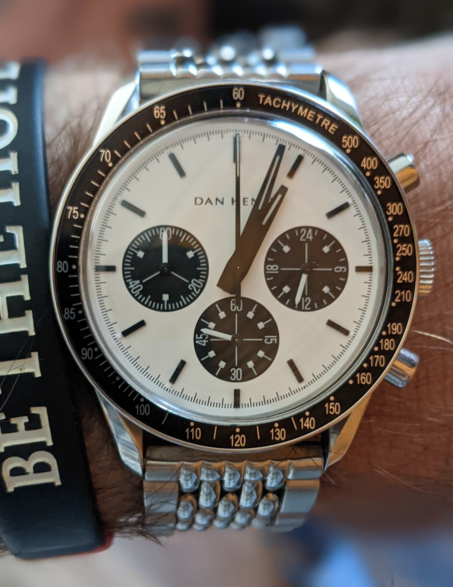 The new Dan Henry 1972 Maverick chronograph #danhenrywatches 