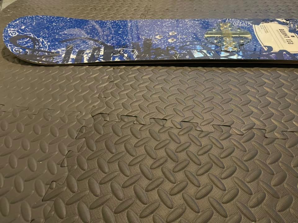 burton blunt 142 snowboard Snowboard, 151cm What Our Gearhead Experts Are Saying Snowboard Burton Blunt 2011/2012 ::
