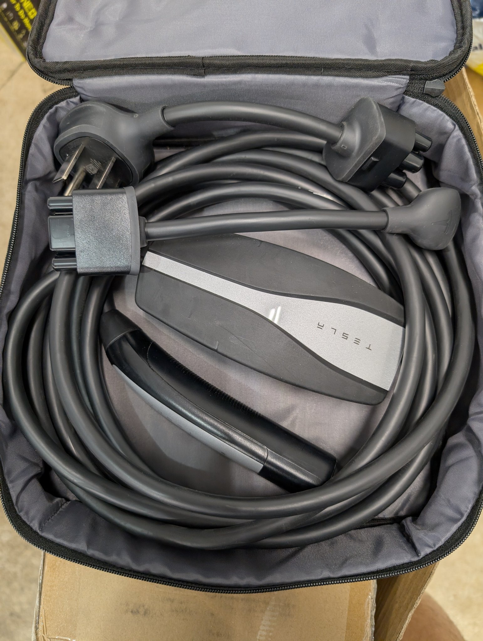 ⚡ Tesla Gen 2 Mobile Connector – Tested & Guaranteed | Pickup 