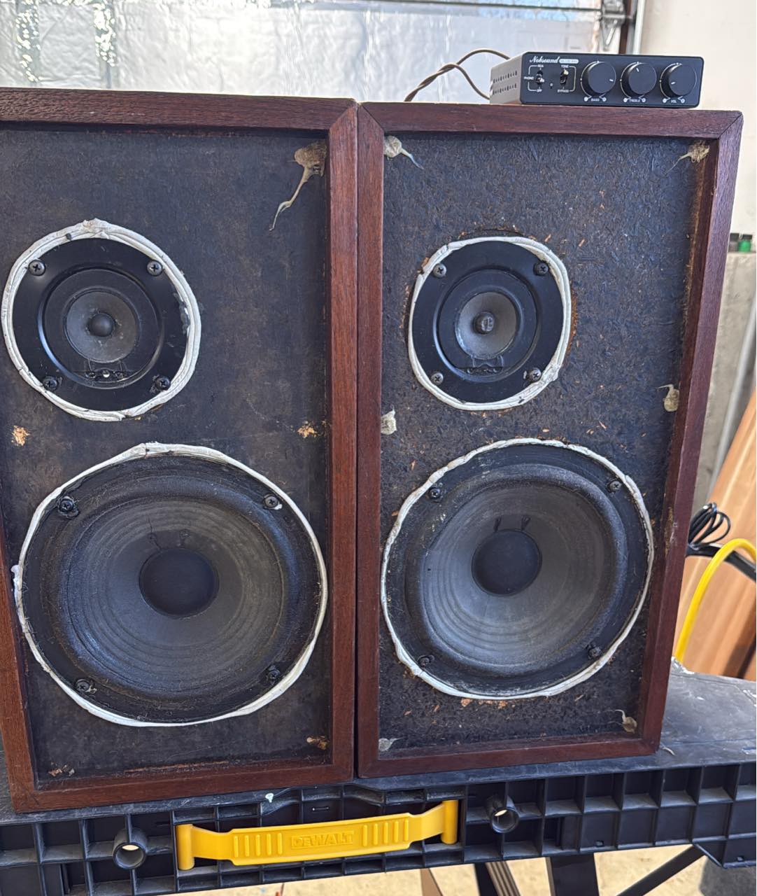 What are thoughts on the AR4xa speakers?