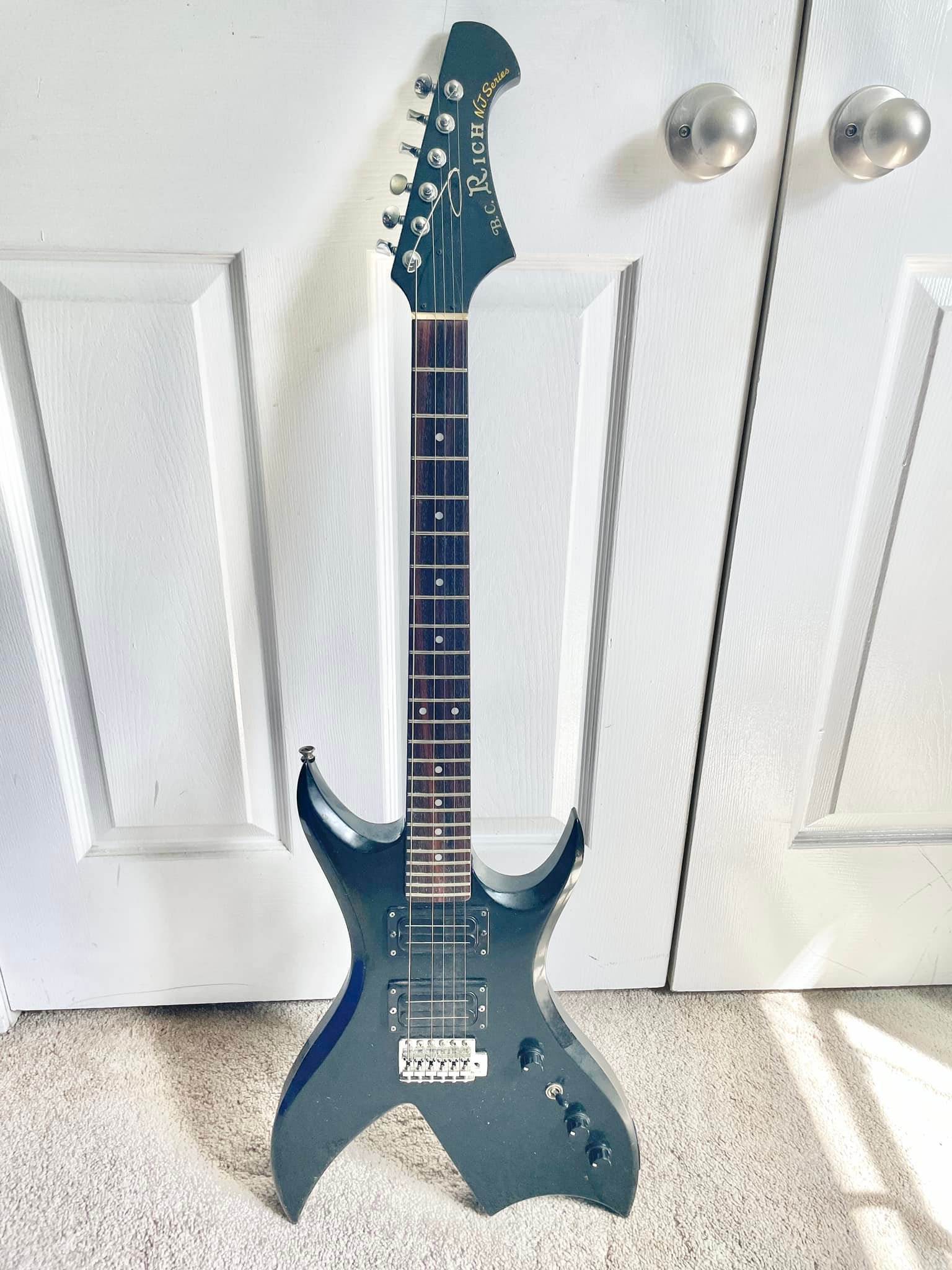 What is the value and origin of this B.C. Rich NJ Series guitar?