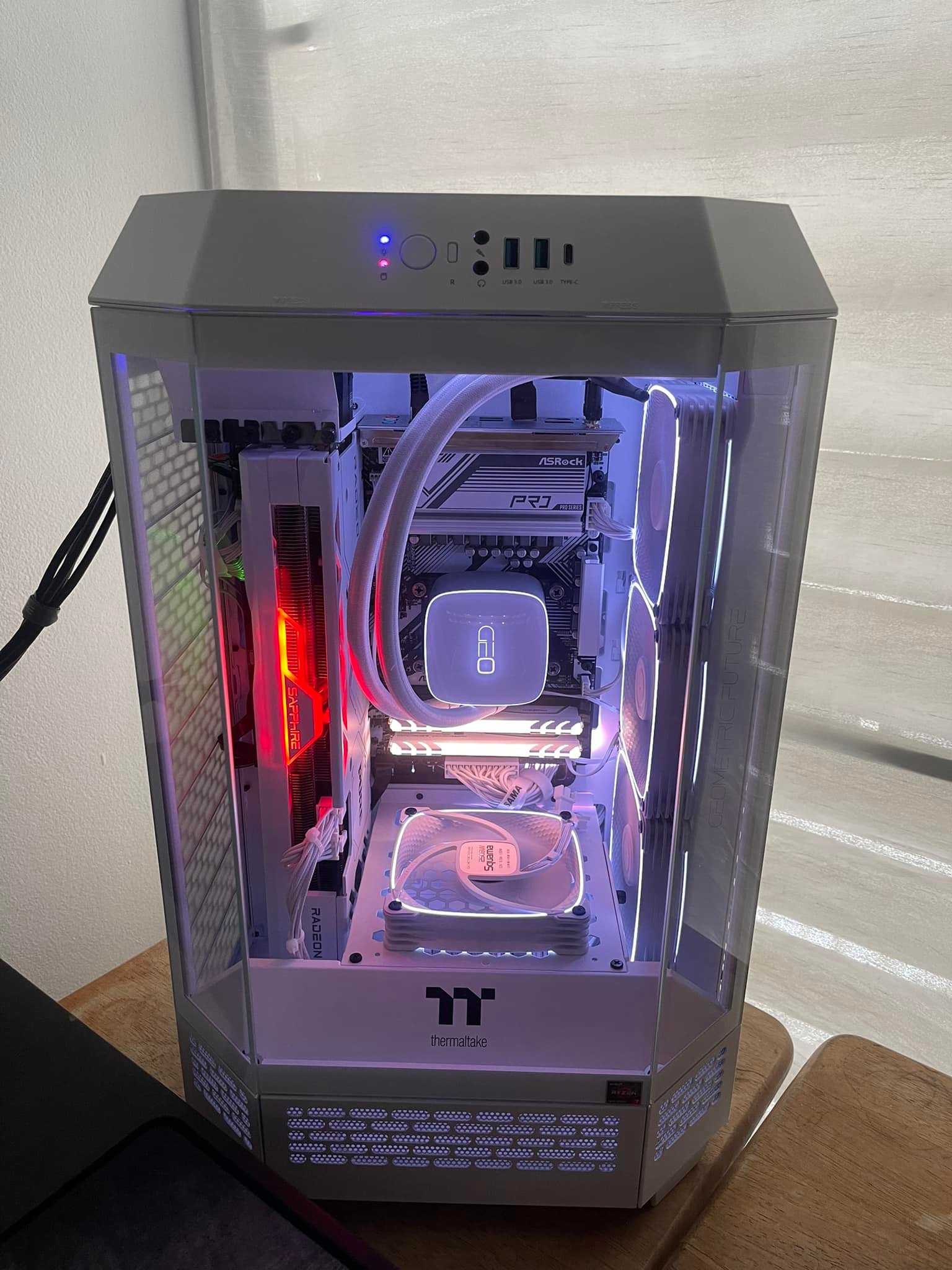 New PC Setup with Thermaltake Tower 300 and AMD Ryzen 7 7800x3D CPU