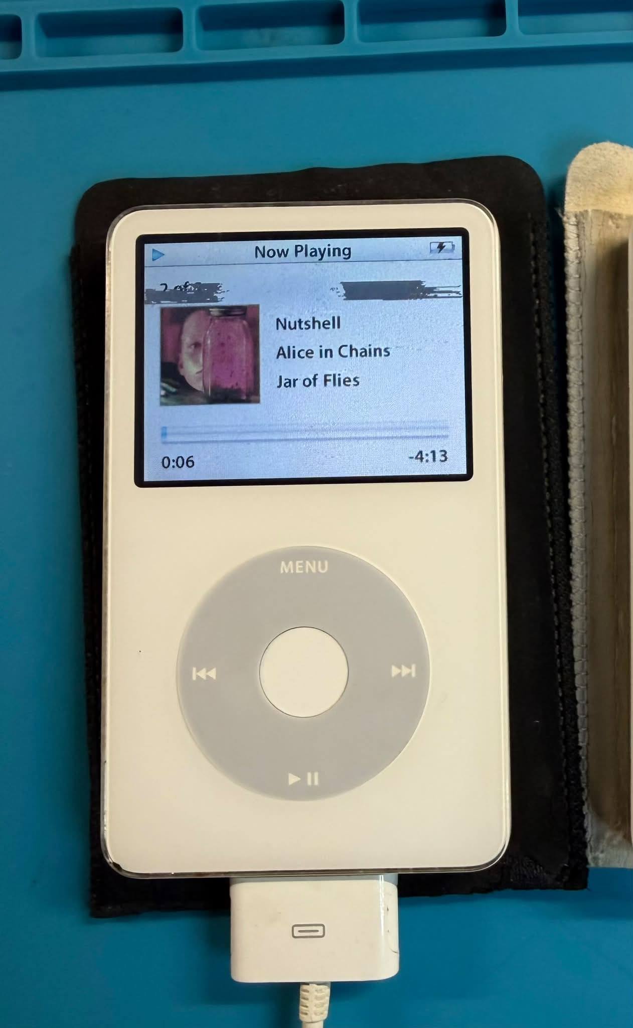 Restoring and upgrading an old iPod Classic 30GB