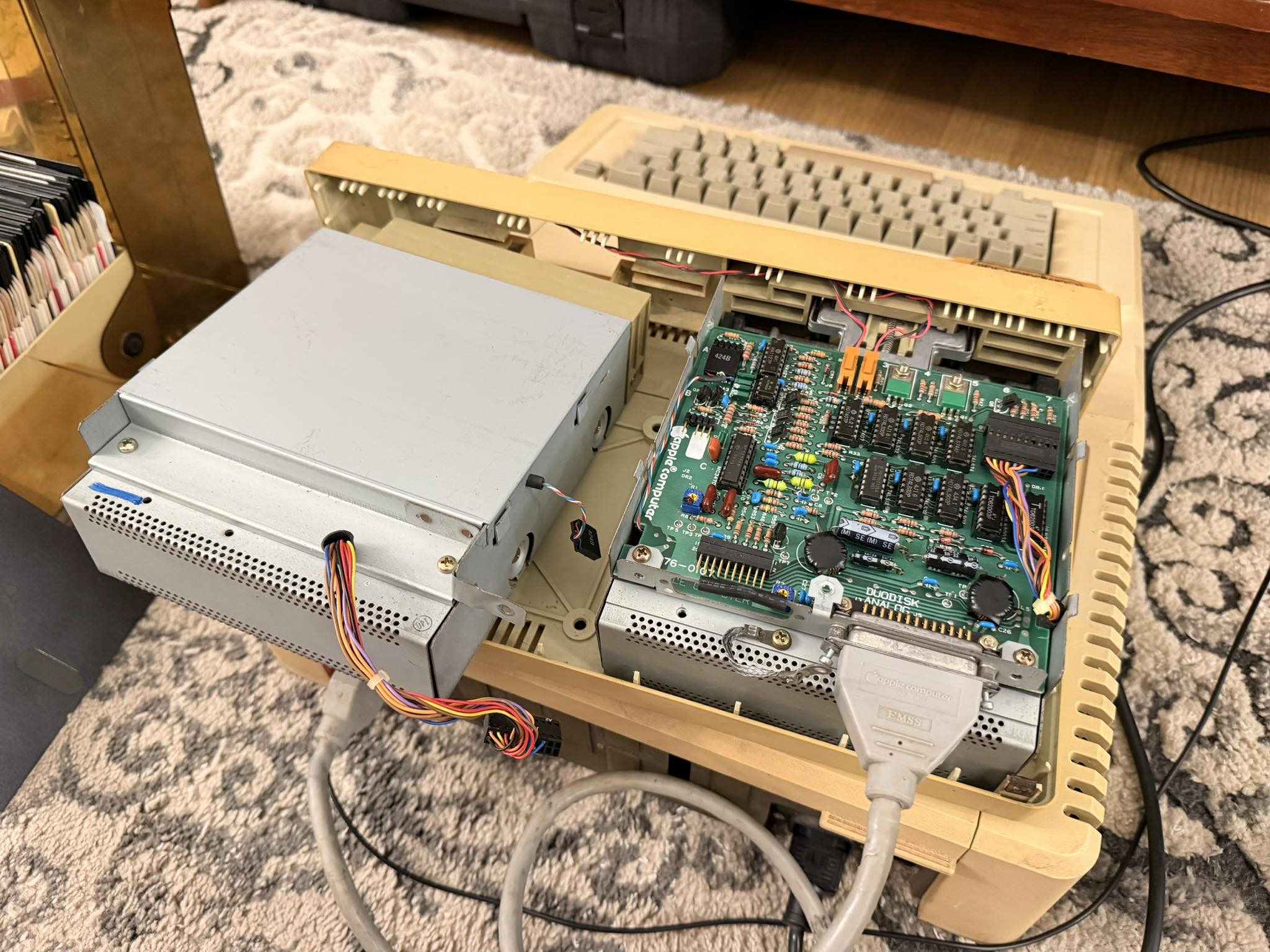 Will the Apple IO controller 655-0101-B work with DuoDisk and