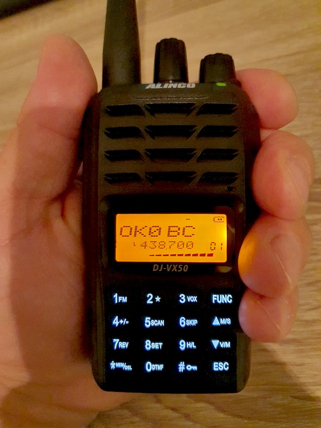 Is ALINCO DX-SR9 a good radio for 400USD? I am considering buying