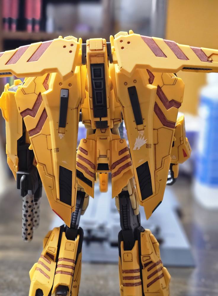 Is Daban's 1/100 Zeta Gundam worth buying for a first-time MG builder?